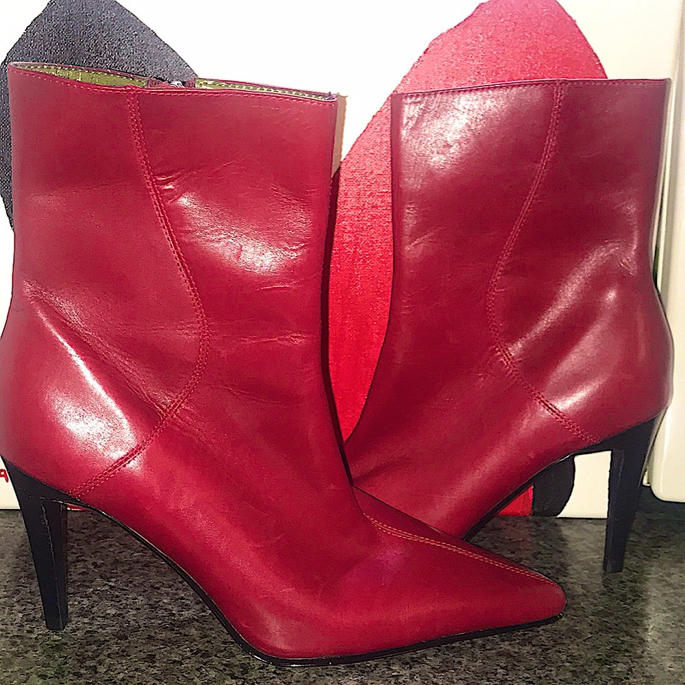 Valerie Stevens Bootie